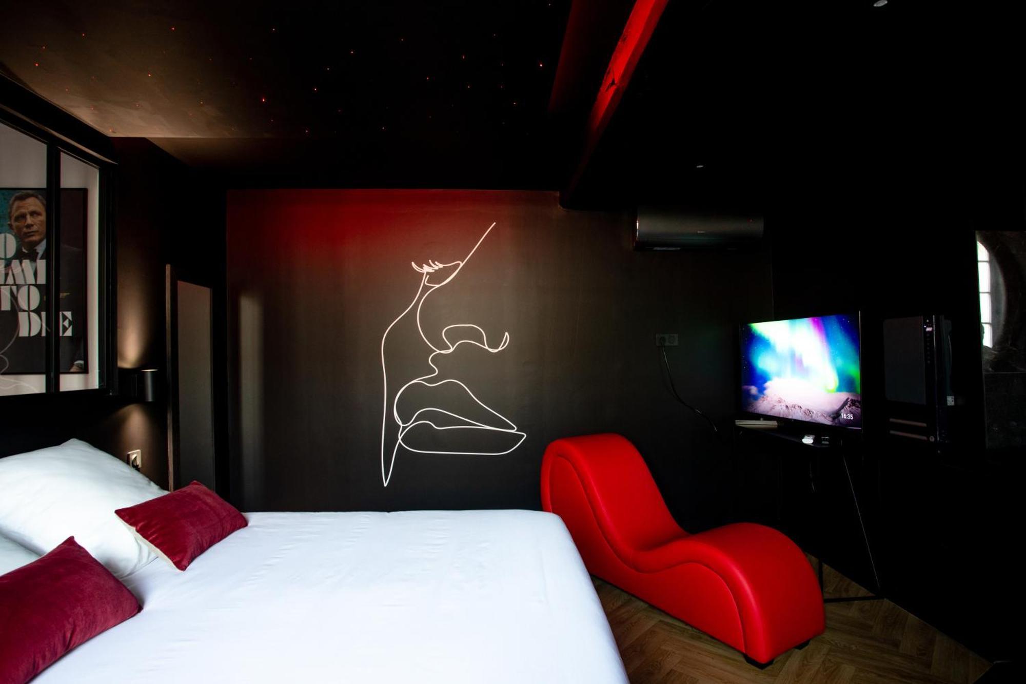 La Suite Spa & Cinema Saint-Lambert-du-Lattay ภายนอก รูปภาพ